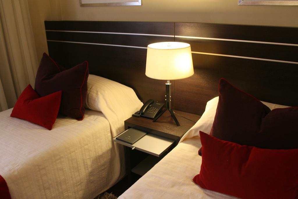 Zoom Apartments Hotel Boutique Cordoba Room photo