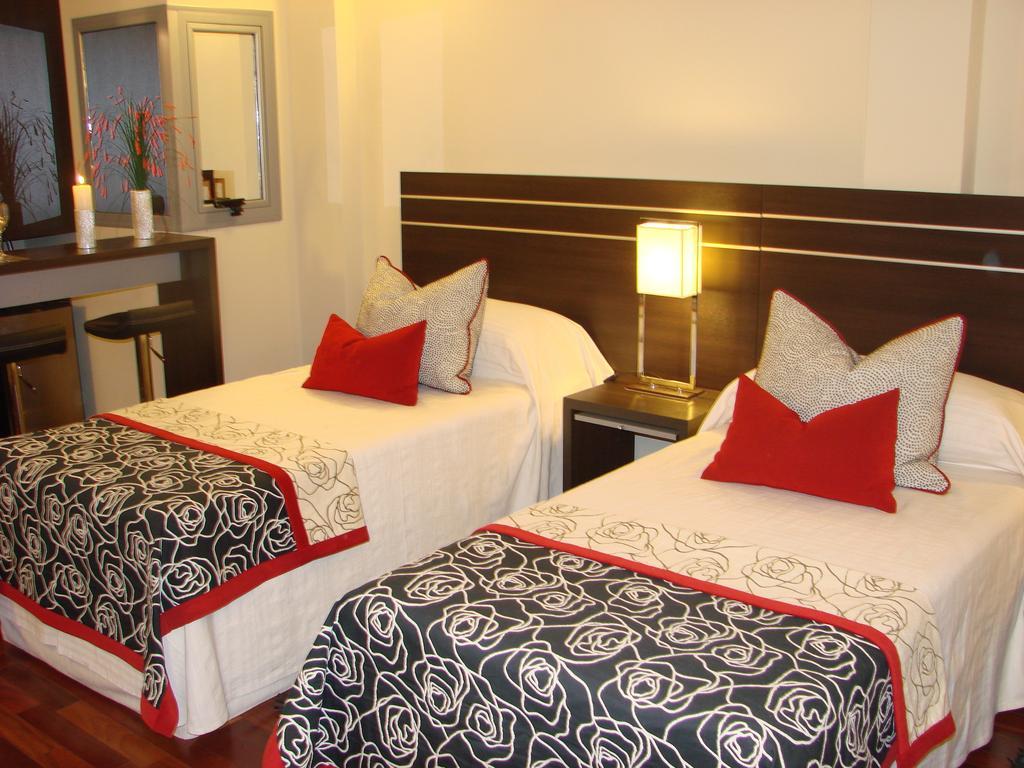 Zoom Apartments Hotel Boutique Cordoba Room photo